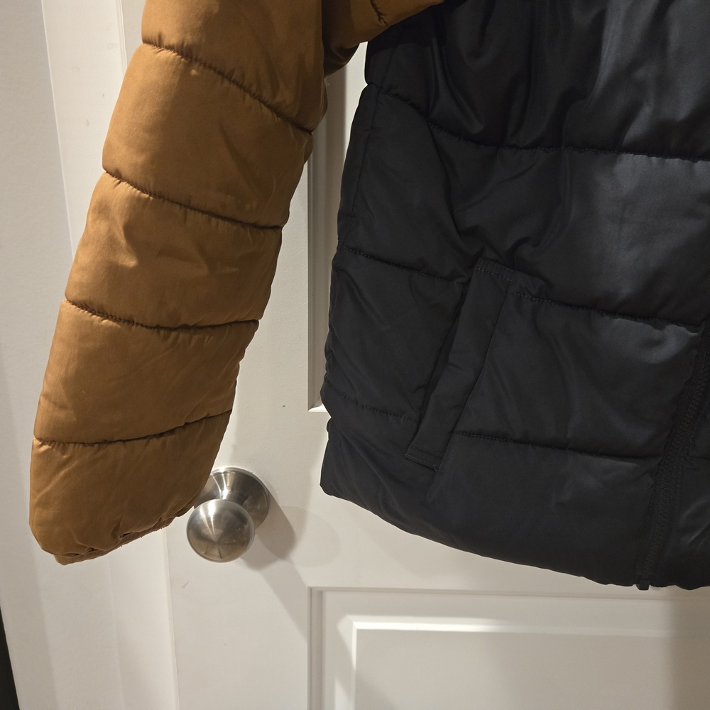 Two-Tone Puffer Jacket - Picture 3 of 10